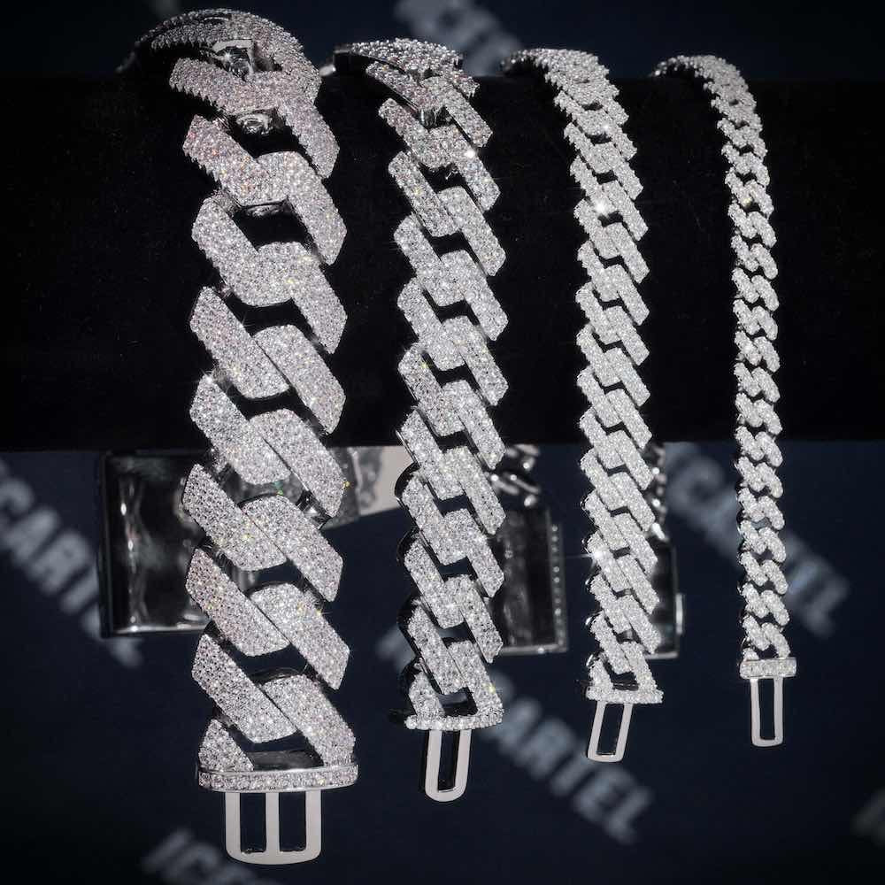 Men’s Luxury Iced Cuban Link Bracelet – Silver Diamond Finish Printeraa